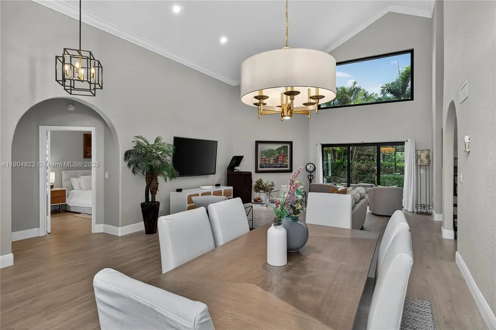 23137 L Ermitage Circle Boca Raton FL 33433