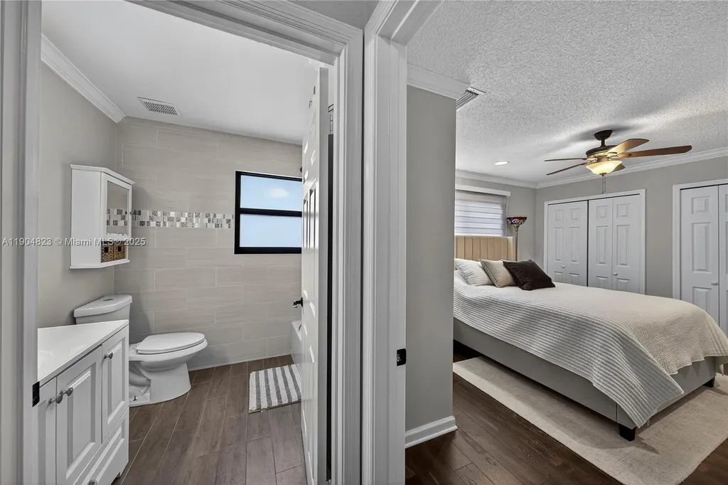 23137 L Ermitage Circle Boca Raton FL 33433