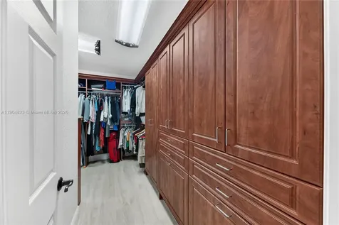 23137 L Ermitage Circle Boca Raton FL 33433