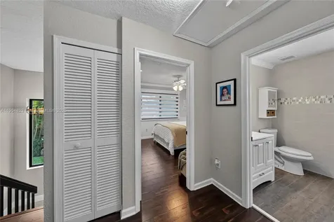 23137 L Ermitage Circle Boca Raton FL 33433