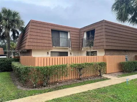157 Heritage Way West Palm Beach FL 33407