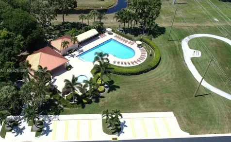157 Heritage Way West Palm Beach FL 33407