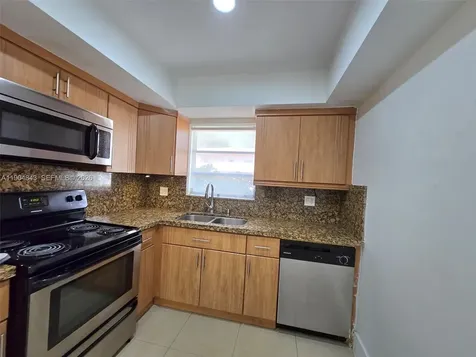 7520 SW 82nd Street Miami FL 33143