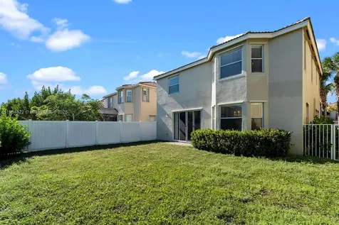 9042 Dupont Place Wellington FL 33414