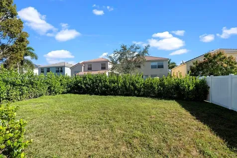 9042 Dupont Place Wellington FL 33414