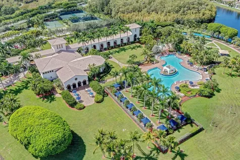 9042 Dupont Place Wellington FL 33414