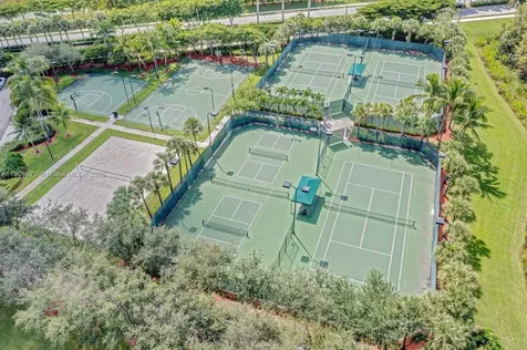 9042 Dupont Place Wellington FL 33414