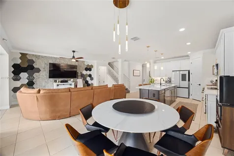 8152 NW 78th Street Tamarac FL 33321