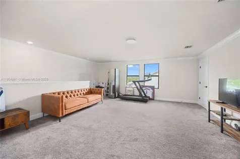 8152 NW 78th Street Tamarac FL 33321