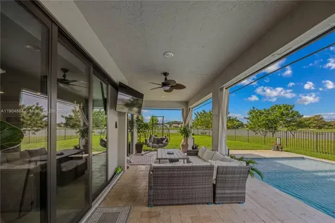 8152 NW 78th Street Tamarac FL 33321