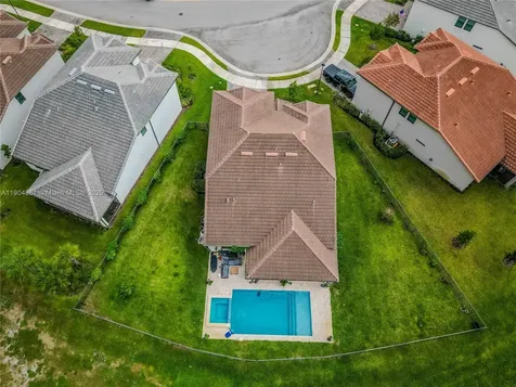 8152 NW 78th Street Tamarac FL 33321