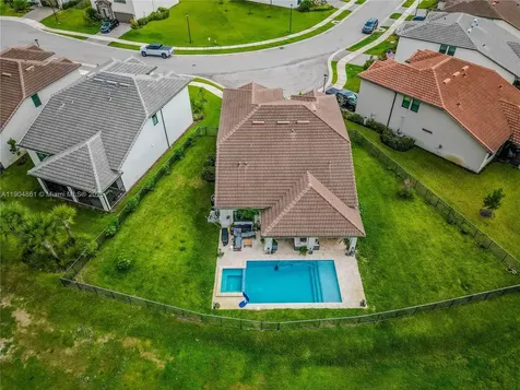 8152 NW 78th Street Tamarac FL 33321