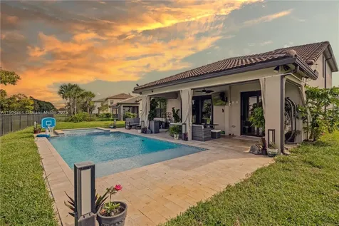 8152 NW 78th Street Tamarac FL 33321