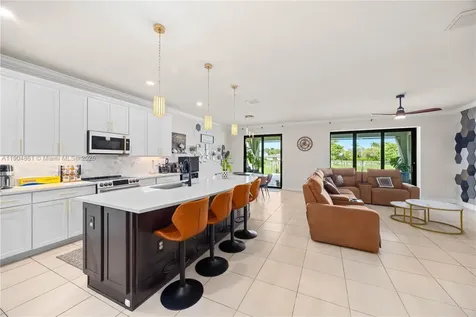 8152 NW 78th Street Tamarac FL 33321