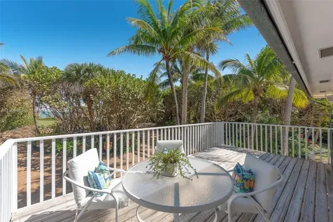247 S Beach Road Jupiter Island FL 33455