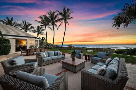 247 S Beach Road Jupiter Island FL 33455