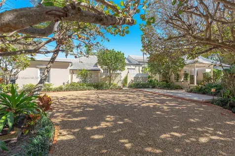247 S Beach Road Jupiter Island FL 33455
