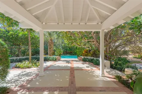 247 S Beach Road Jupiter Island FL 33455