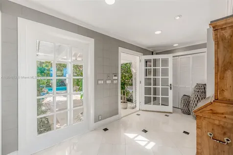 247 S Beach Road Jupiter Island FL 33455