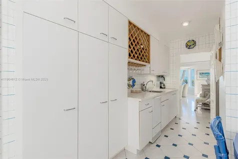 247 S Beach Road Jupiter Island FL 33455