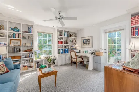 247 S Beach Road Jupiter Island FL 33455