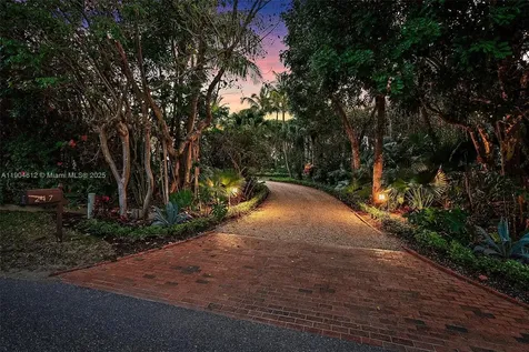 247 S Beach Road Jupiter Island FL 33455