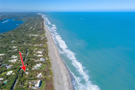 247 S Beach Road Jupiter Island FL 33455