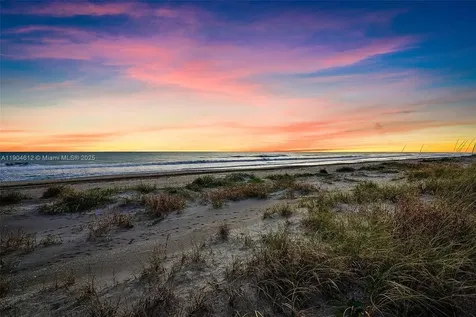 247 S Beach Road Jupiter Island FL 33455