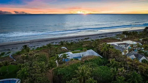247 S Beach Road Jupiter Island FL 33455