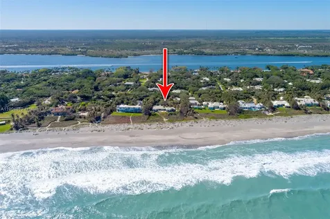 247 S Beach Road Jupiter Island FL 33455