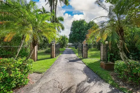 7701 SW 79th Court Miami FL 33143