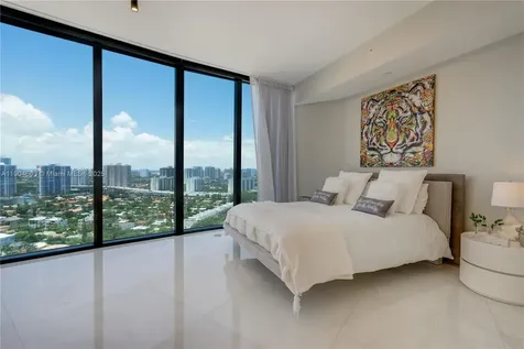 18555 Collins Avenue Sunny Isles Beach FL 33160
