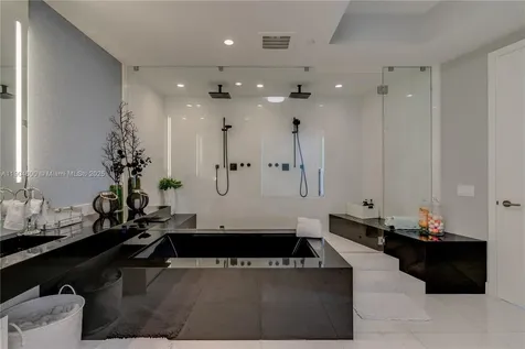 18555 Collins Avenue Sunny Isles Beach FL 33160