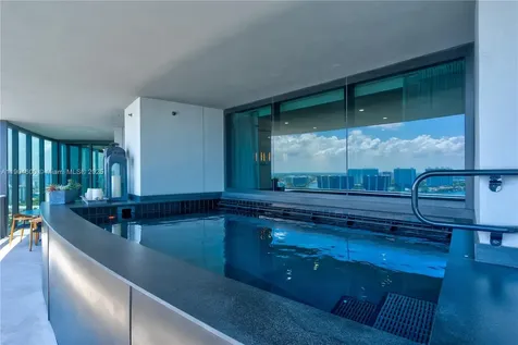 18555 Collins Avenue Sunny Isles Beach FL 33160