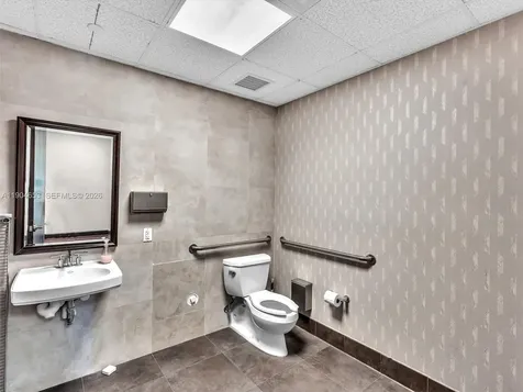 20900 NE 30th Avenue Aventura FL 33180