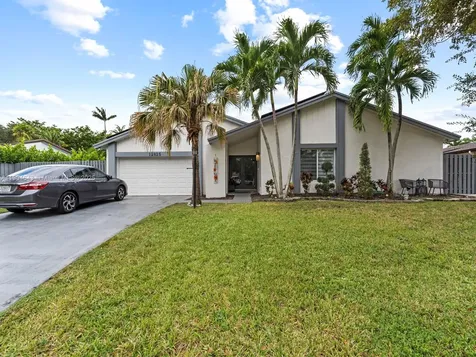12825 SW 107th Terrace Miami FL 33186