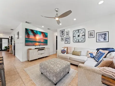 12825 SW 107th Terrace Miami FL 33186
