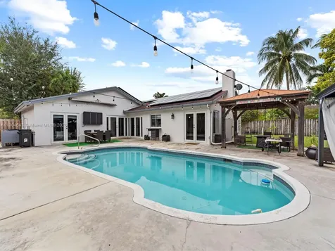 12825 SW 107th Terrace Miami FL 33186