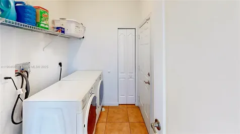 1640 NE 37th Avenue Homestead FL 33033