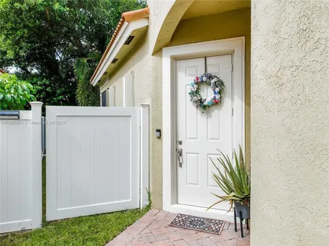 1640 NE 37th Avenue Homestead FL 33033