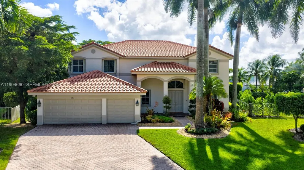 1781 Harbor Pointe Circle Weston FL 33327