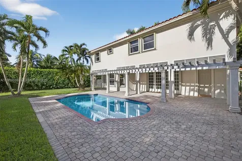 1781 Harbor Pointe Circle Weston FL 33327