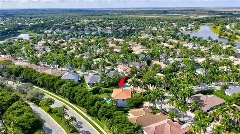 1781 Harbor Pointe Circle Weston FL 33327