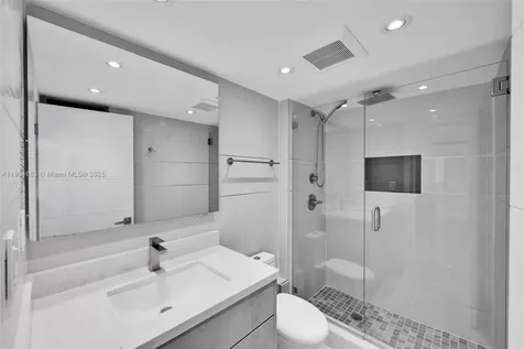 3140 S Ocean Drive Hallandale Beach FL 33009