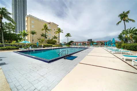 3800 S Ocean Drive Hollywood FL 33019