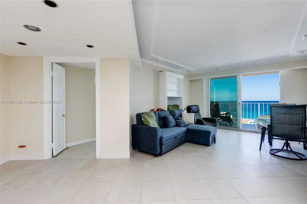 1410 S Ocean Drive Hollywood FL 33019