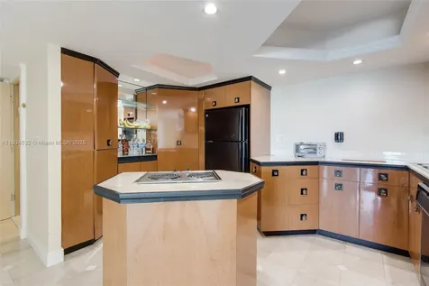 1410 S Ocean Drive Hollywood FL 33019