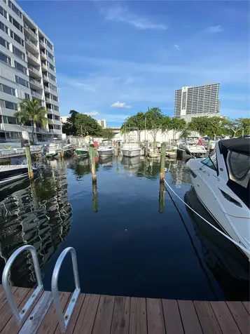 1700 NW North River Drive #51 Miami FL 33125
