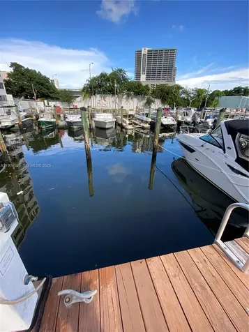 1700 NW North River Drive #51 Miami FL 33125