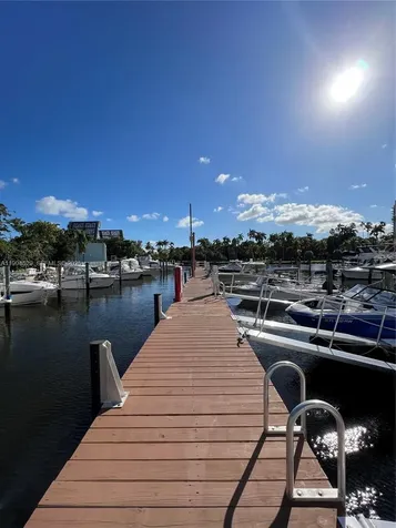 1700 NW North River Drive #51 Miami FL 33125